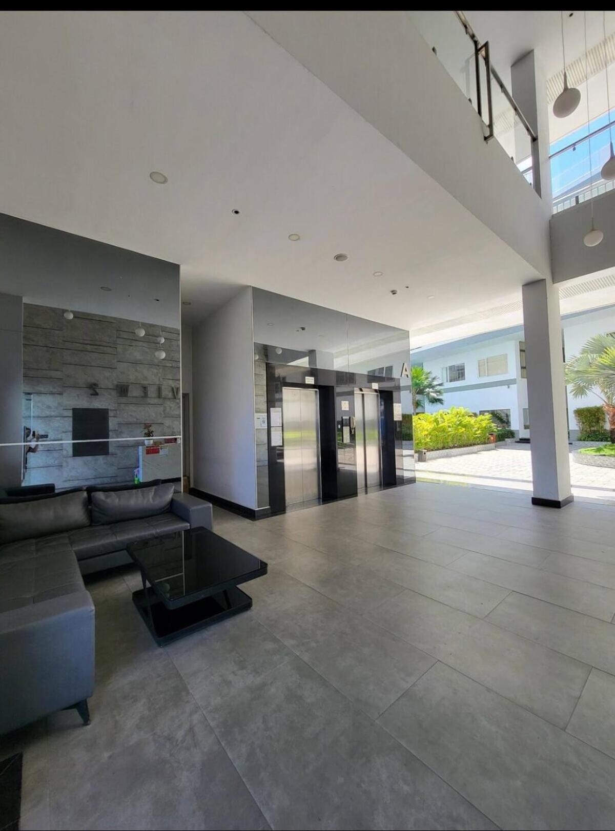 Lakeview 2, Thu Thiem - Rory's Appartement *
