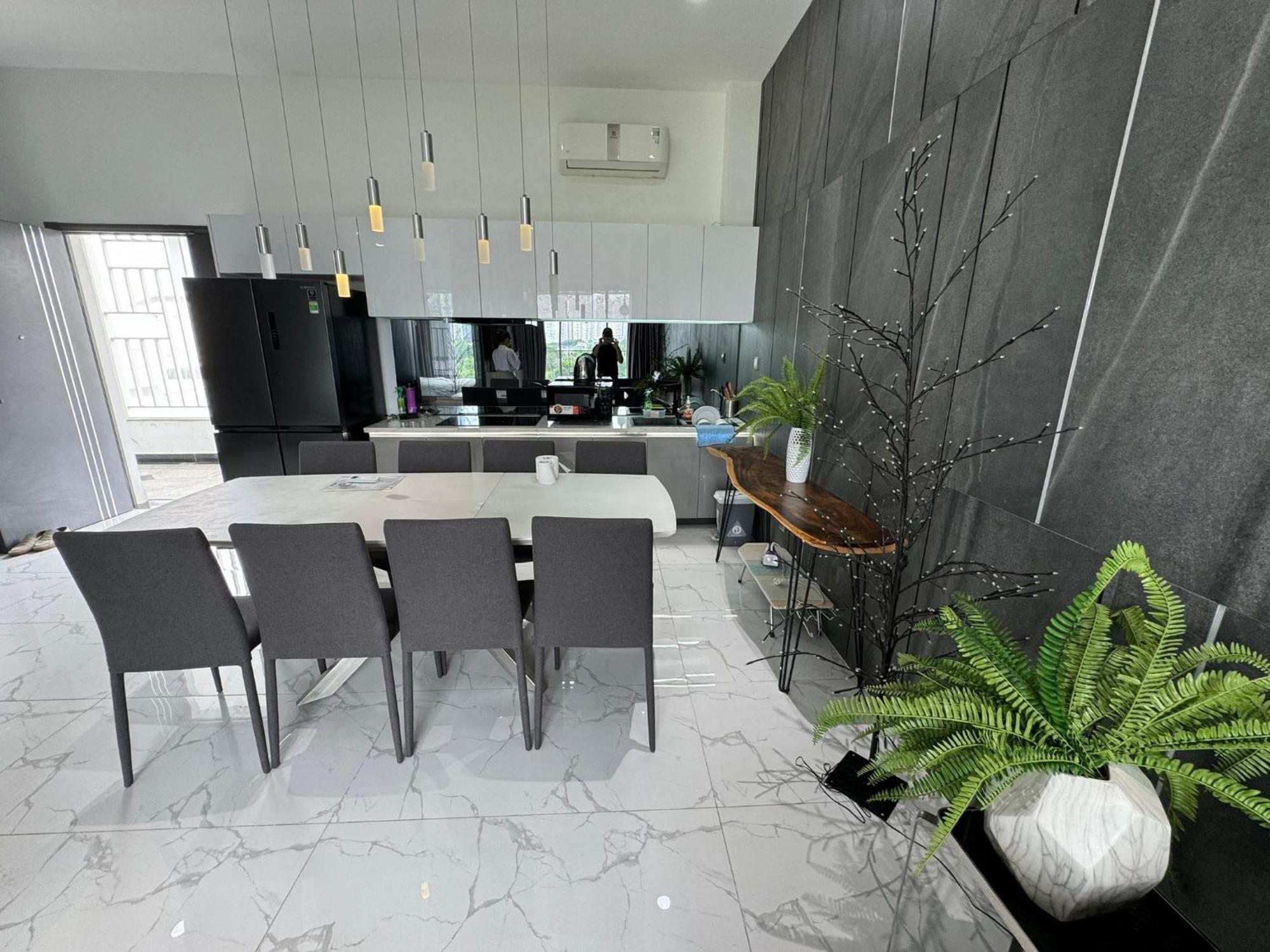 Lakeview 2, Thu Thiem - Rory's Appartement *