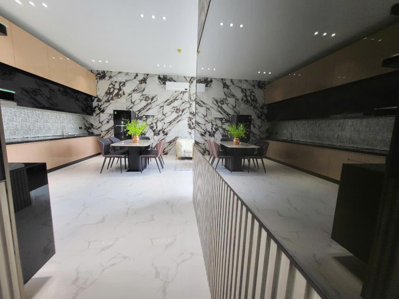 Lakeview 2, Thu Thiem - Rory's Hô Chi Minh-Ville